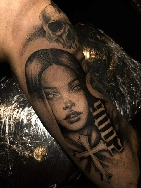 Joëlle (TATTOO)