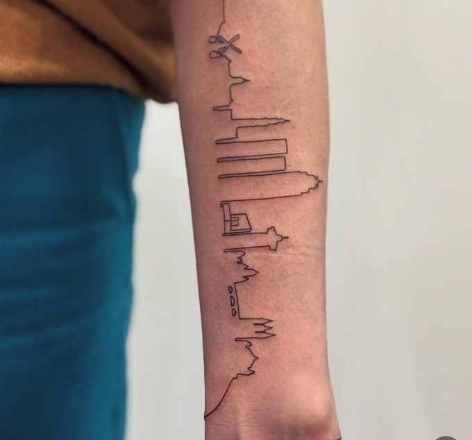 Romy (TATTOO)