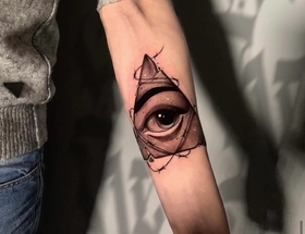 Max (TATTOO)