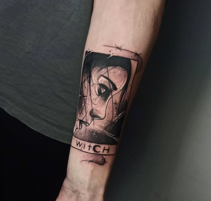 Max (TATTOO)