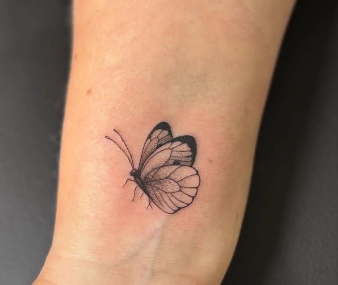 Romy (TATTOO)