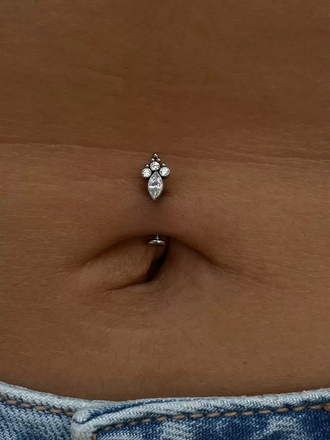 Lois (PIERCER)