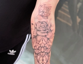 Romy (TATTOO)